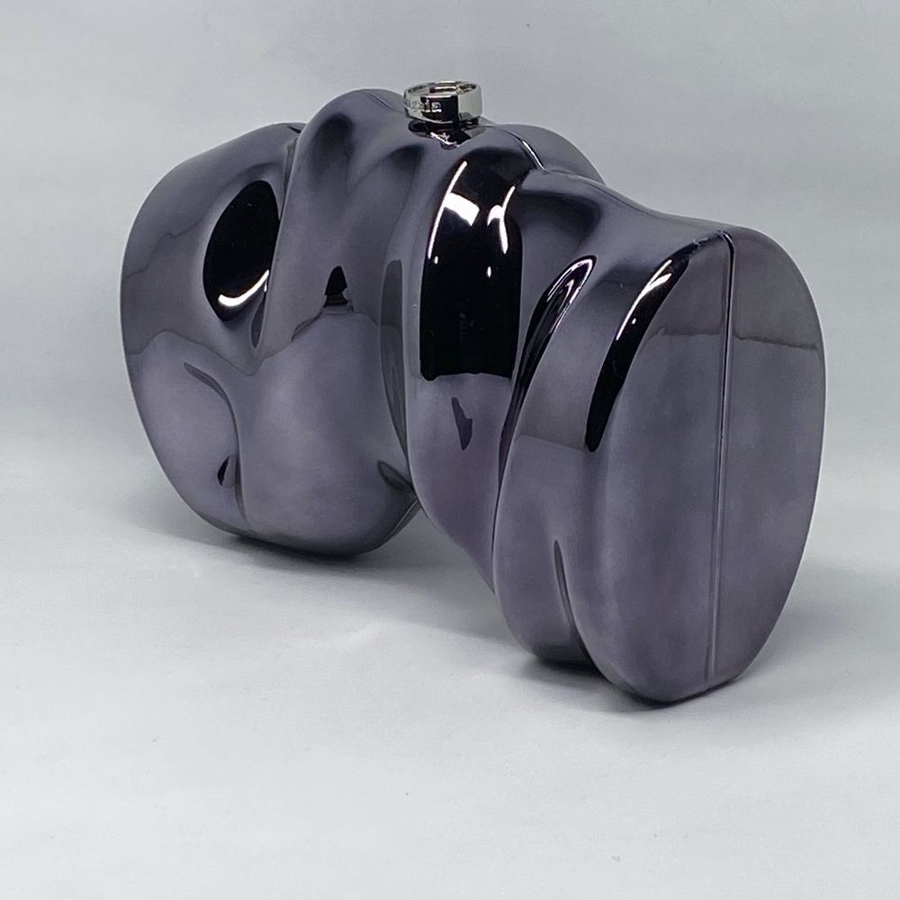 Cult Gaia Scrunch Clutch - Picture 5 of 16